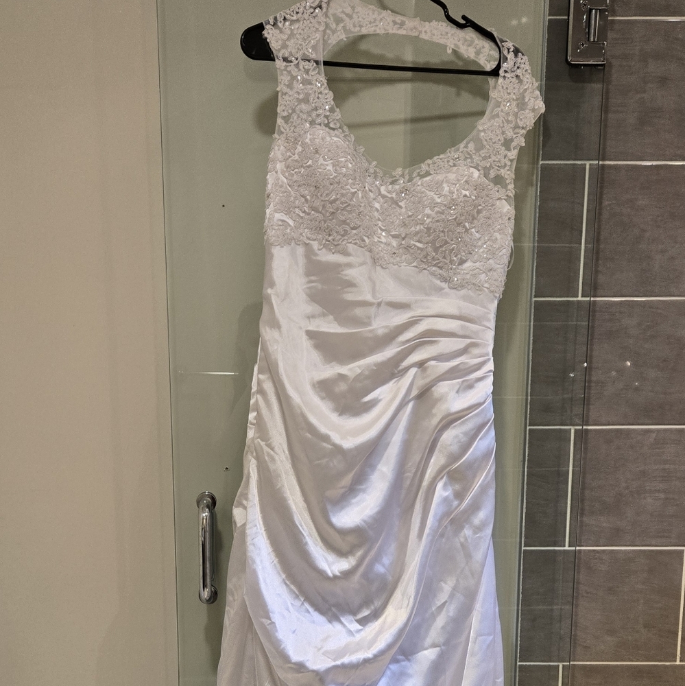Elegant White Wedding Gown